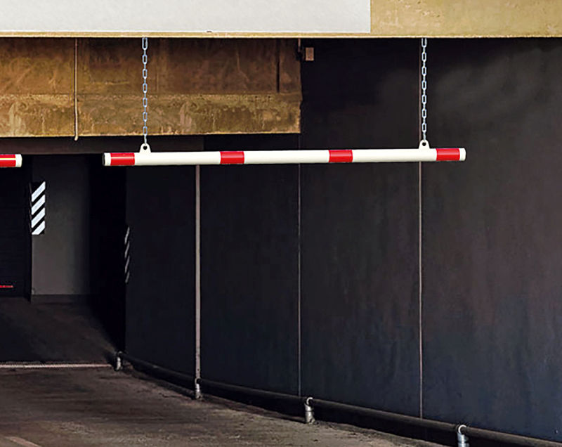 (obrázek pro) Závěsný omezovač vjezdové výšky, 150 cm, možnost svěsit až 50 cm