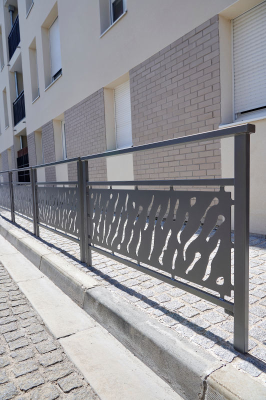 (obrázek pro) VENICE RAILING WITH DECORATIVE PANEL